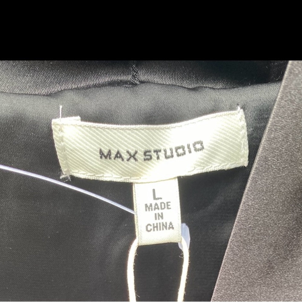 Max Studio Black Velvet Women's Shrug - Picture 3 of 4